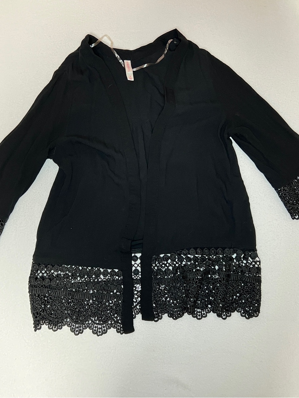 Xhilaration Women's 3/4 Sleeve Lace Hem And Sleeve Black Sweater Cardigan S Y2K - Picture 2 of 7